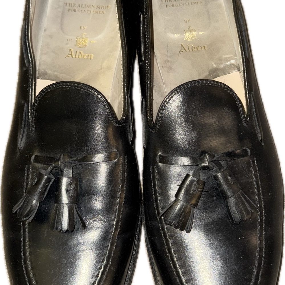 Alden Men's Classic Black Tassel Loafers